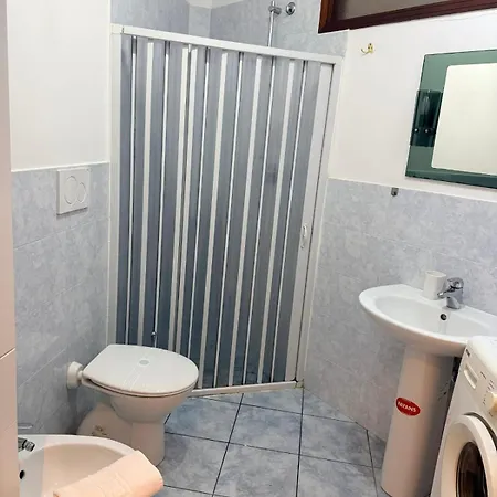 Lägenhet Annalisa House Peschiera del Garda